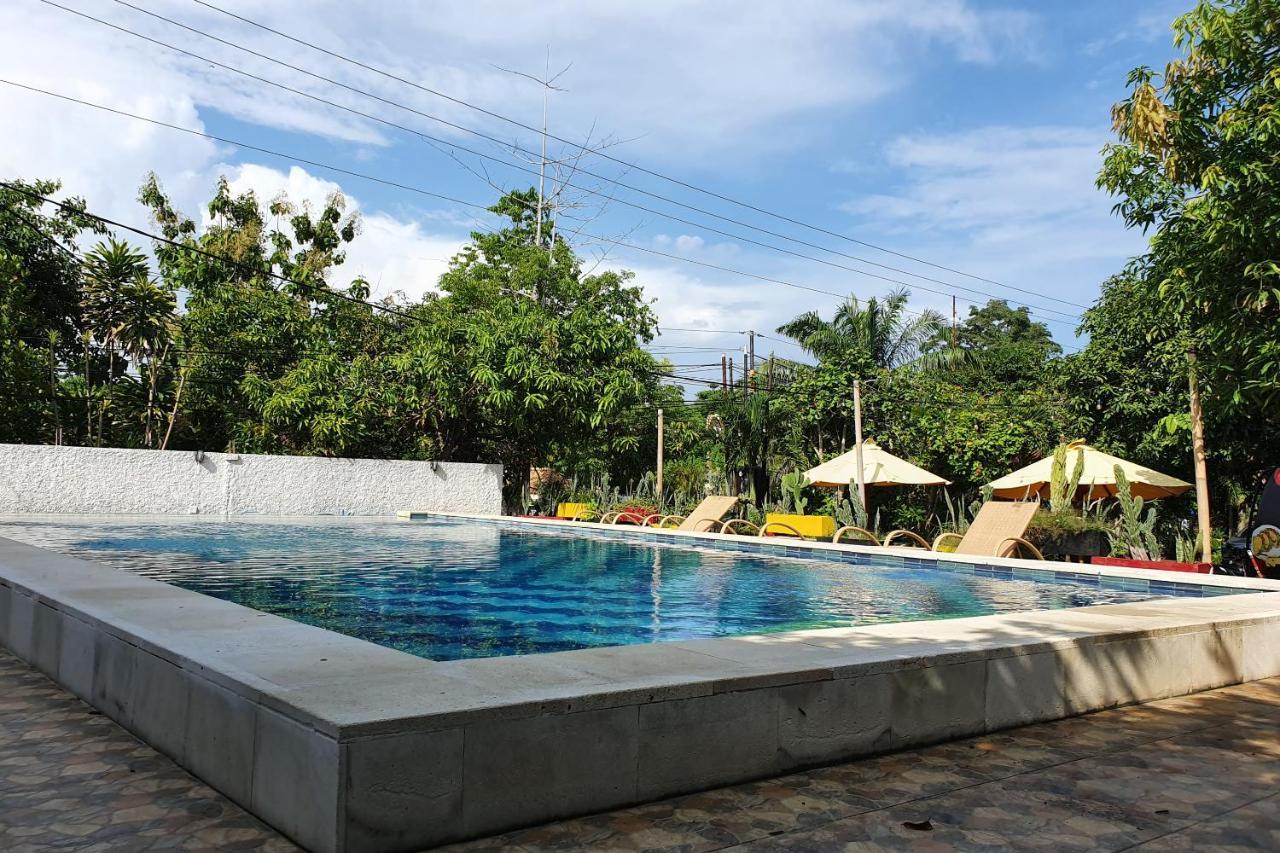 Uluwatu Oyo 3186 Thomas Garden Place מראה חיצוני תמונה