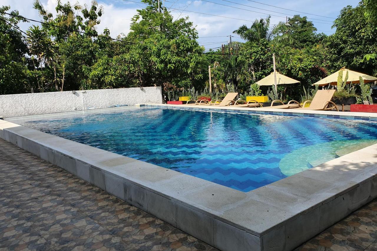 Uluwatu Oyo 3186 Thomas Garden Place מראה חיצוני תמונה